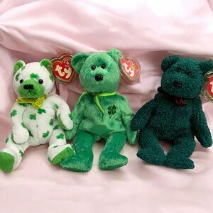 Ty Beanie Babies Trio - Green Bears. Dublin, Clover and 2001 Holiday Beanie Baby
